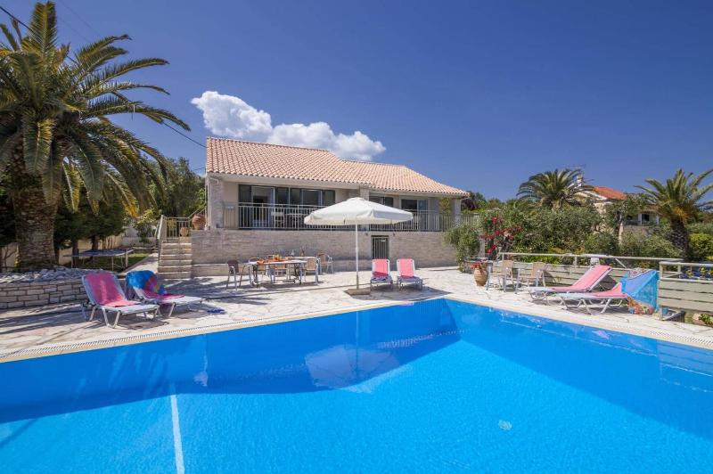 Villa Petra by Villa Plus - image 1