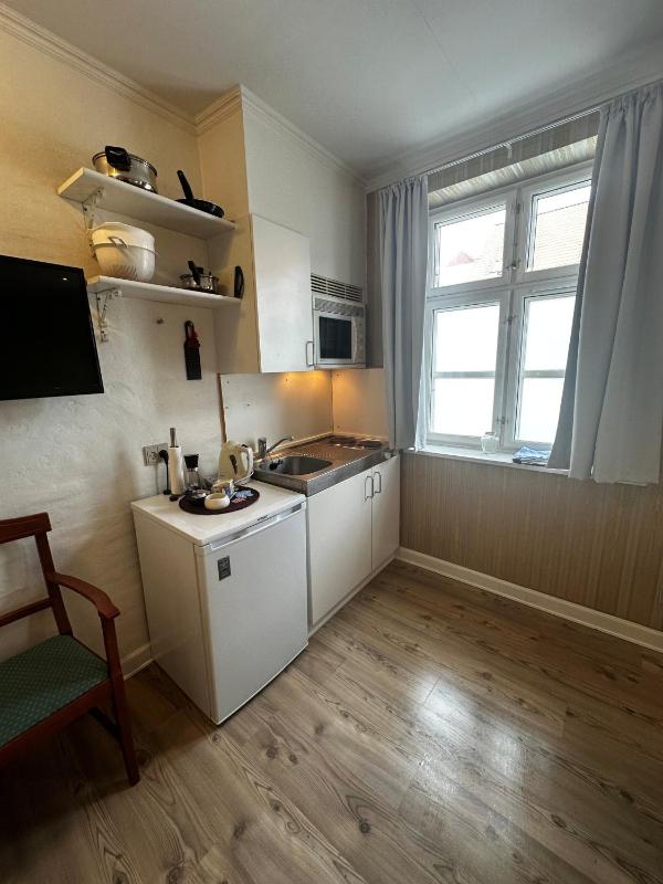 Double or Twin Room image 2