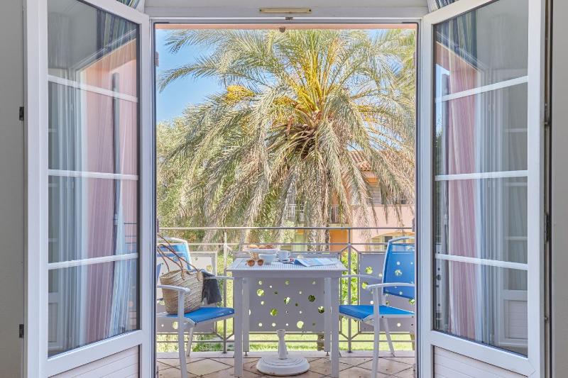 Studio Cabin (4 People) image 4