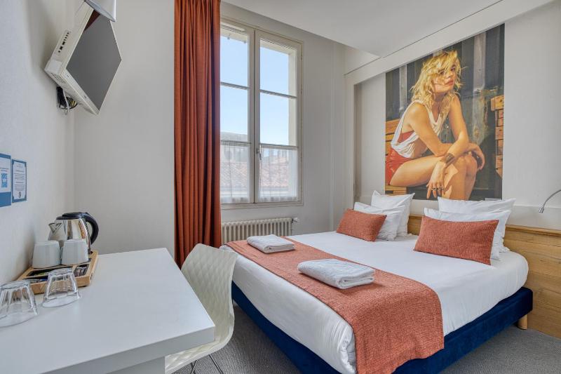 Double Room image 1