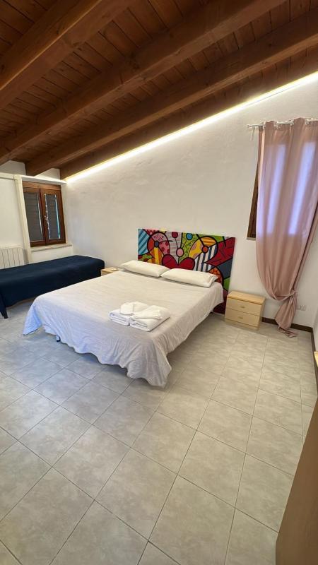 One-Bedroom Apartment image 1
