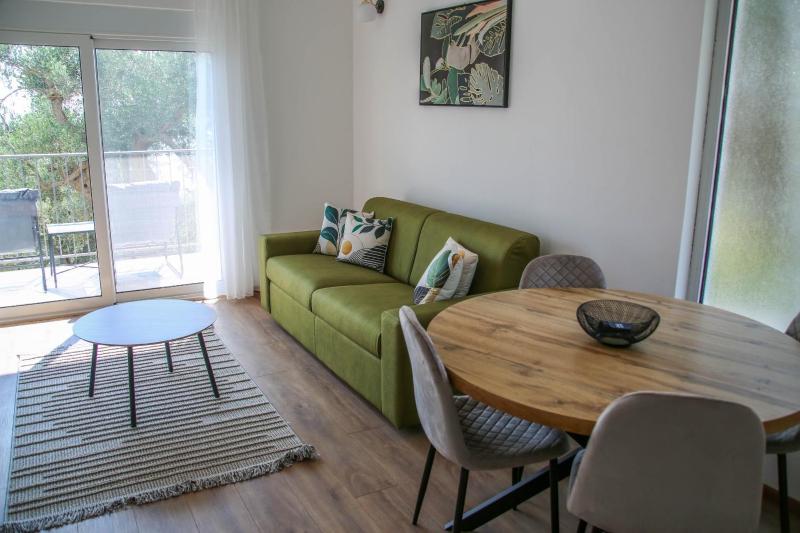 Olive Grove Luxury with private POOL - image 13