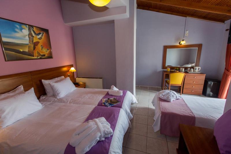 Triple Room image 4