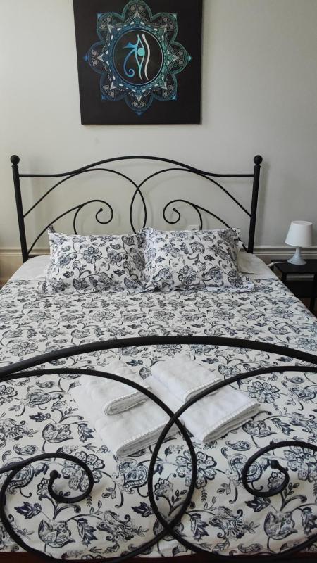 Queen's Garden Hostel - image 20