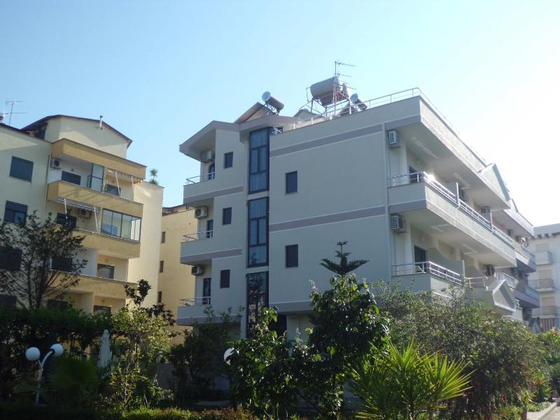 Red Rose Guest House - image 13