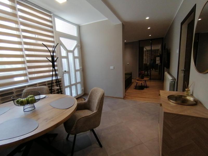 Two-Bedroom Deluxe Apartment with Ocean View image 1