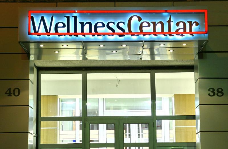 One-Bedroom Apartment image 4