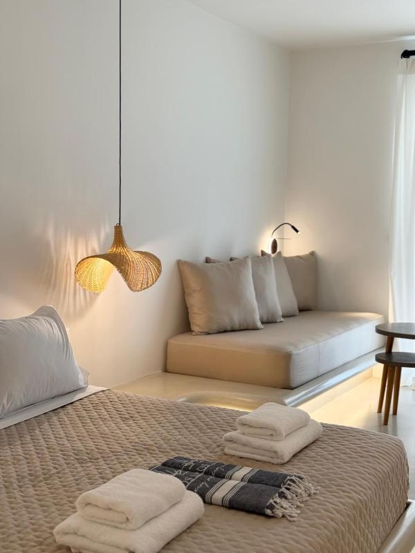 Deluxe Family Room image 1
