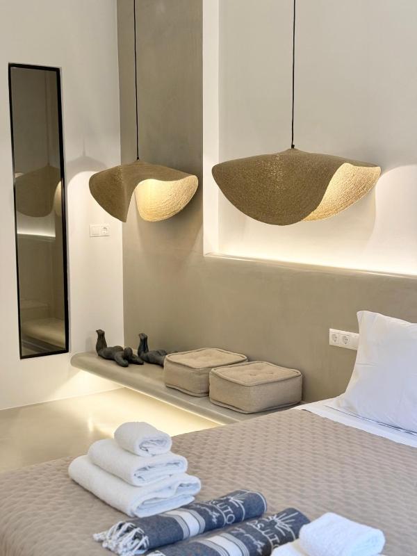 Deluxe Queen Suite image 1
