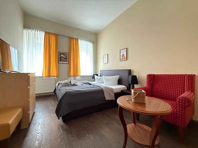 Apartment with Garden View image 1