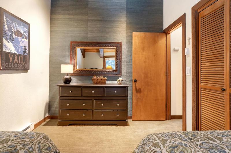 Foosball Table 4 Bedroom Plus Basement Steps from Shuttle Private Setting - image 43