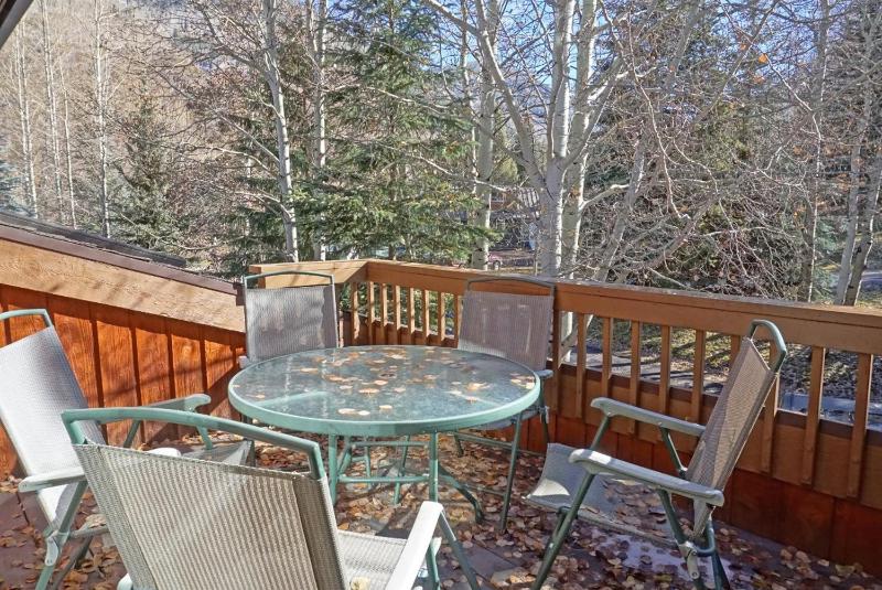 Foosball Table 4 Bedroom Plus Basement Steps from Shuttle Private Setting - image 15