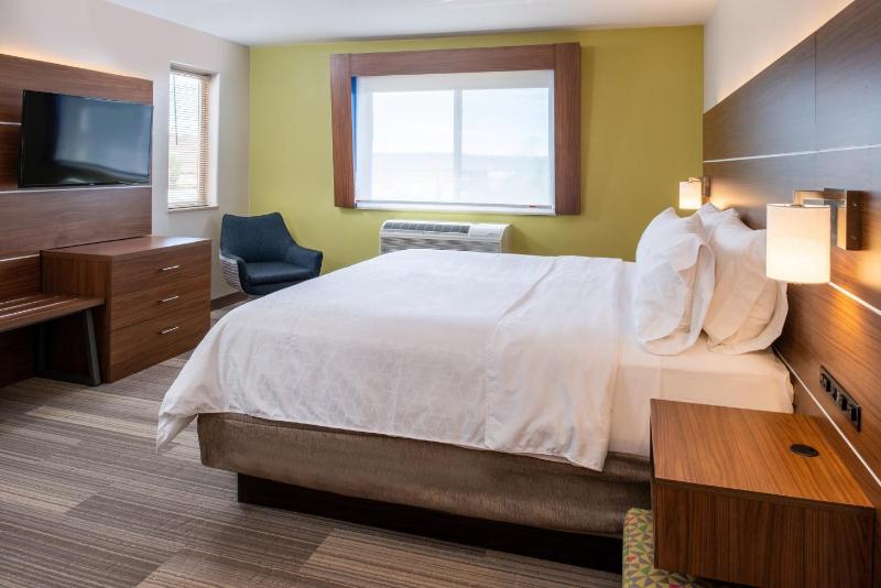 Executive King Suite - Non-Smoking image 2