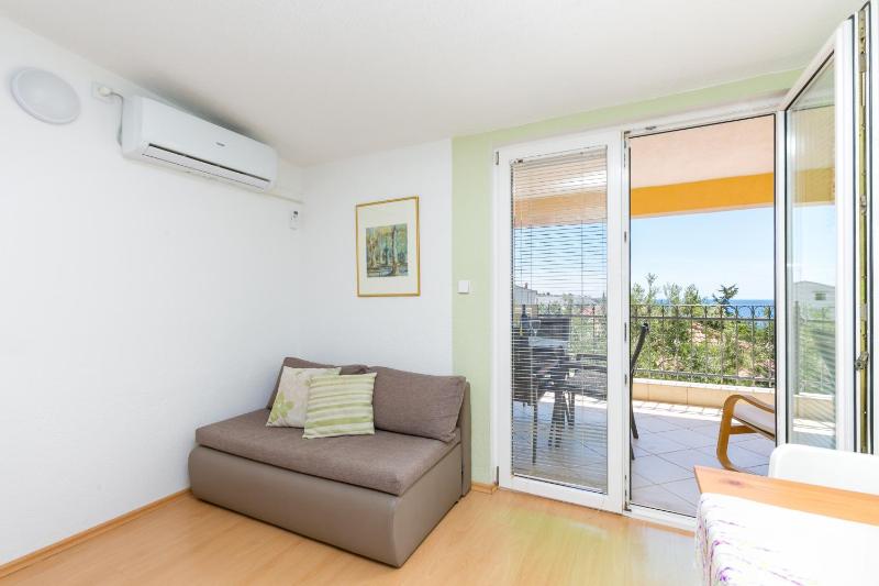 Apartment Razanj 12733b - image 27