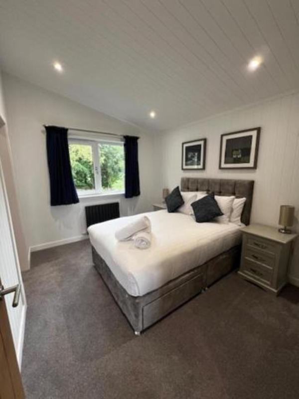 Three-Bedroom Chalet image 1