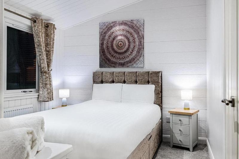 Three-Bedroom Chalet image 4