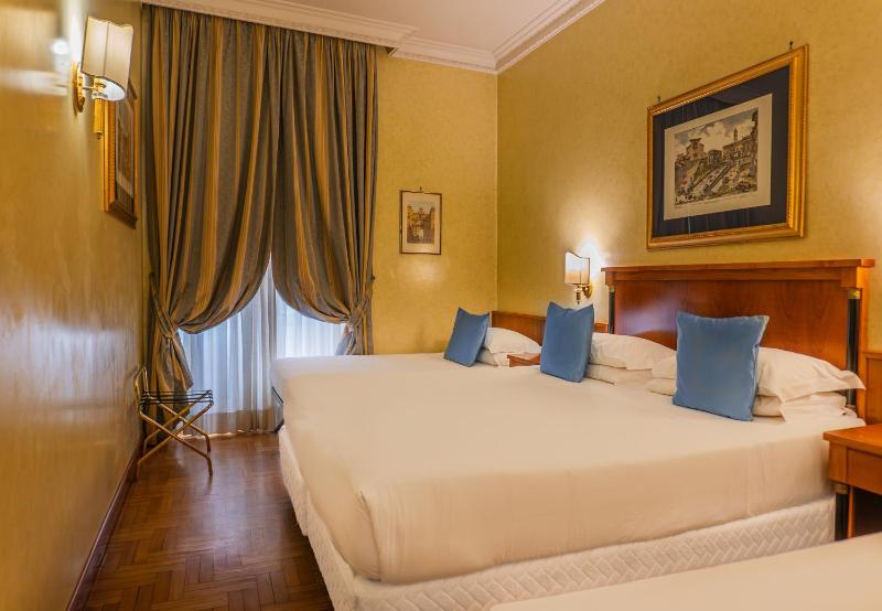 Economy Quadruple Room image 1