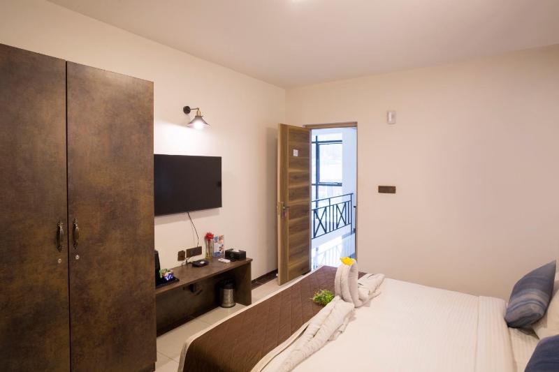 Nirantara Resort & Spa - image 18