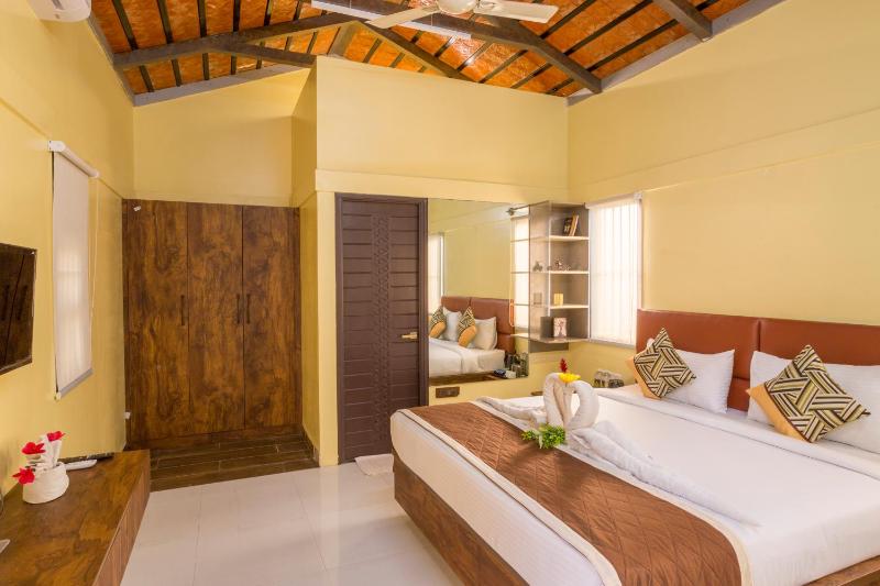 Nirantara Resort & Spa - image 9