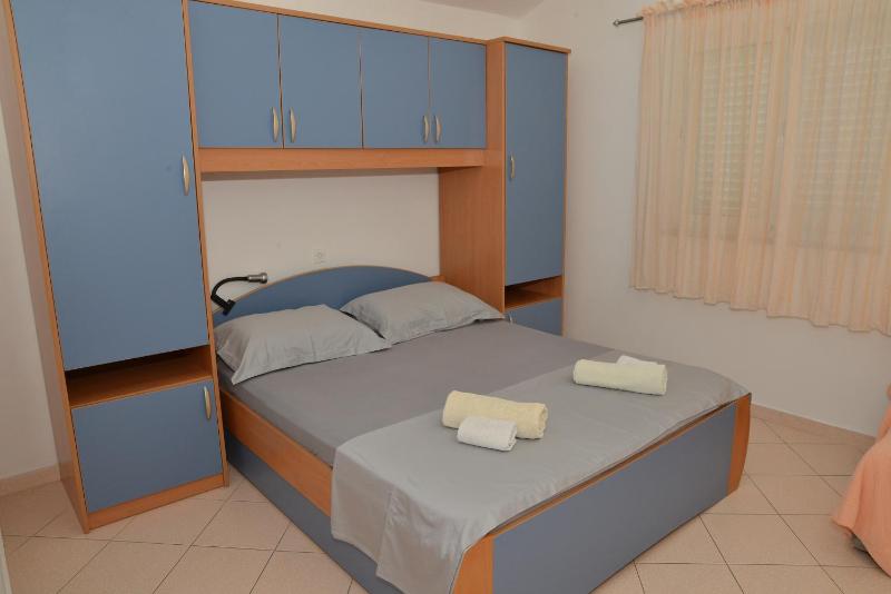 Two-Bedroom Apartment with Balcony image 4