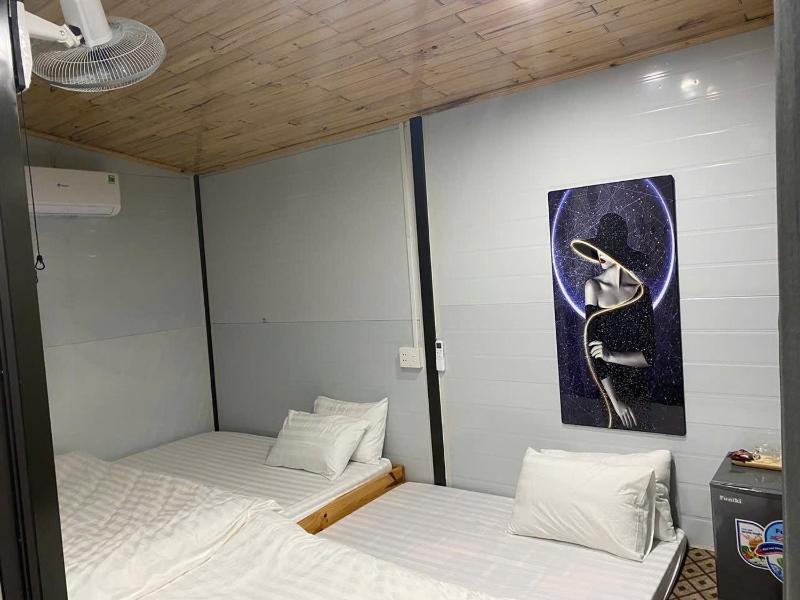 Double Room image 2