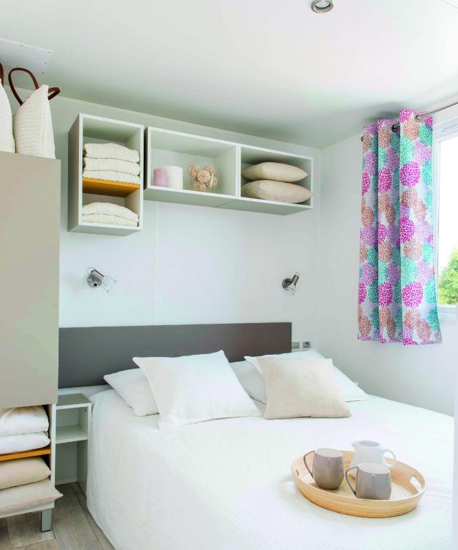Mobile Home (6 Adults) image 4
