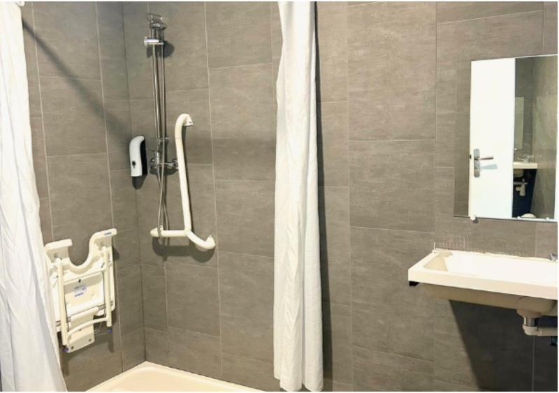 Double Room - Disability Access image 4