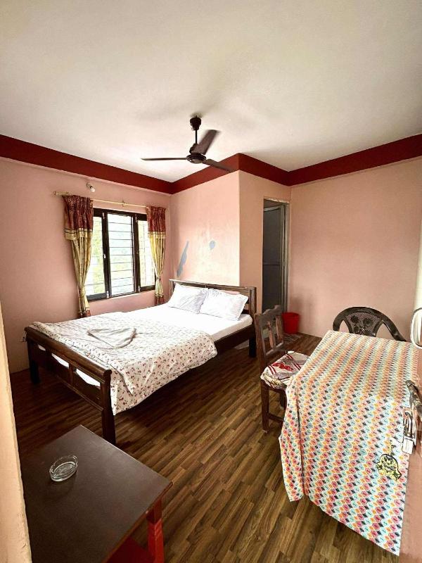 Lake Forest Guest House - image 5