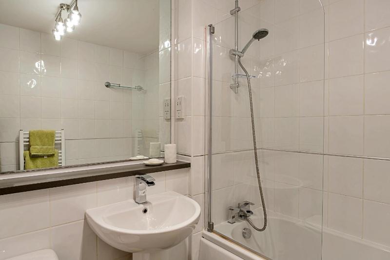 Finest Retreats - Williams Court - image 19