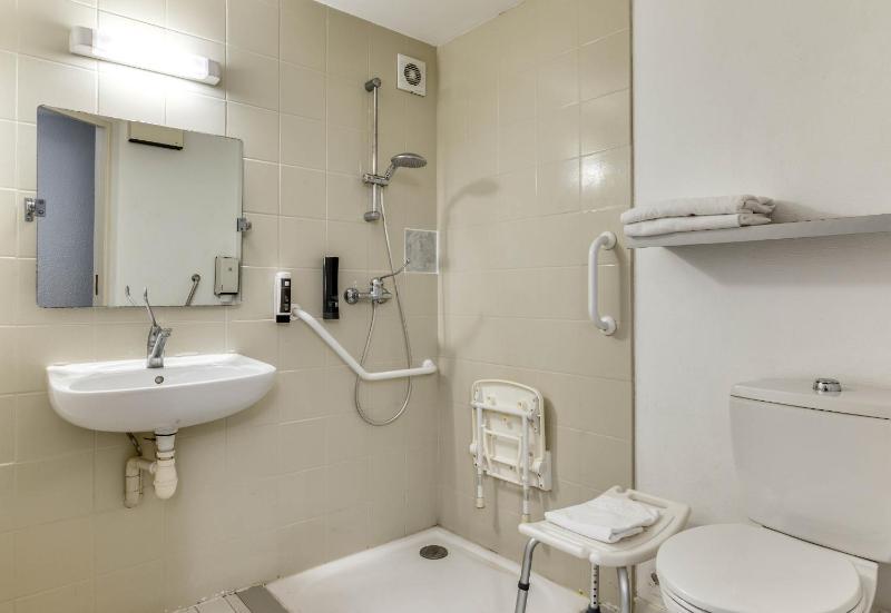B&B HOTEL Sète Centre Gare - image 39
