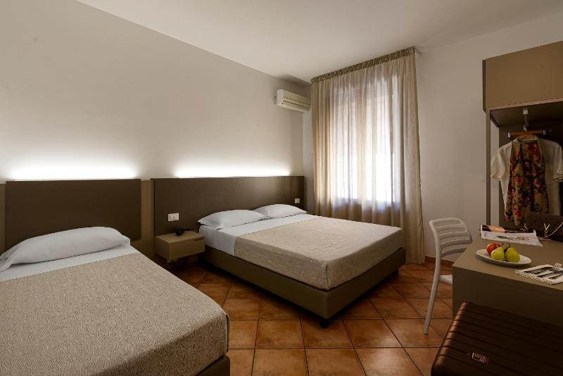 Sun Garden Hotel - image 35