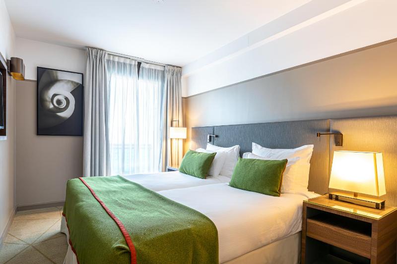  One-Bedroom Executive Apartment - 50m2 (4 adults) image 1