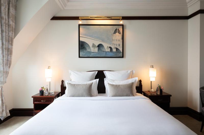 Junior Suite Eiffel image 3