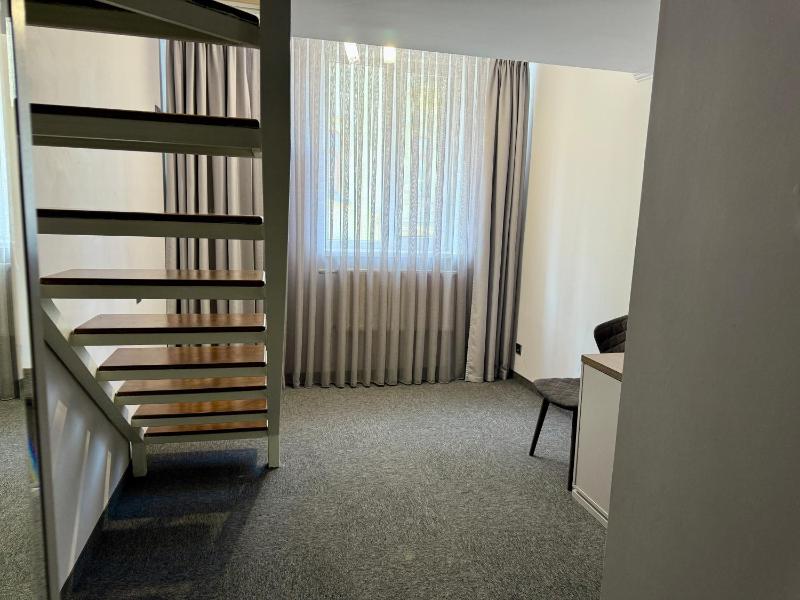 Standard Double or Twin Room image 2
