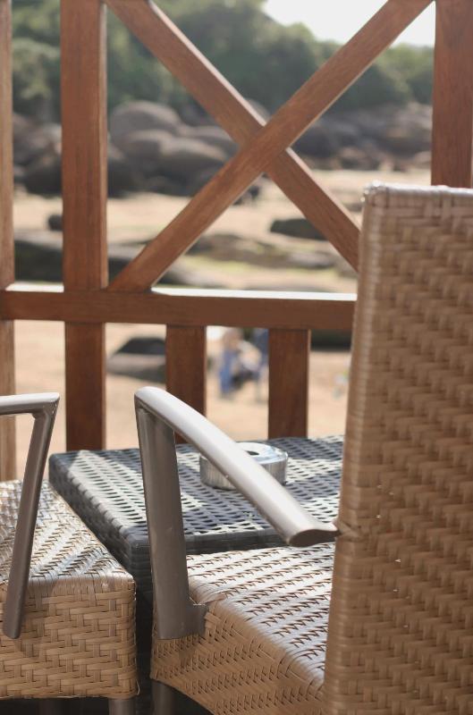 Double Room with Balcony and Sea View image 2