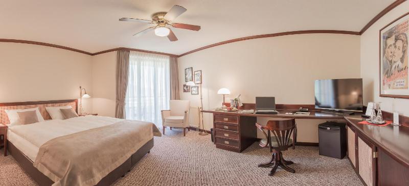 Superior Room image 2