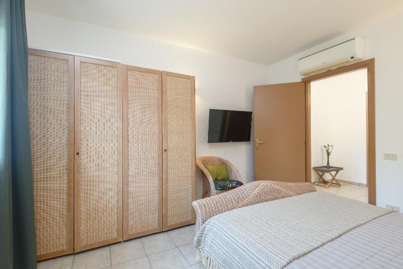 Comfort Triple Room image 1