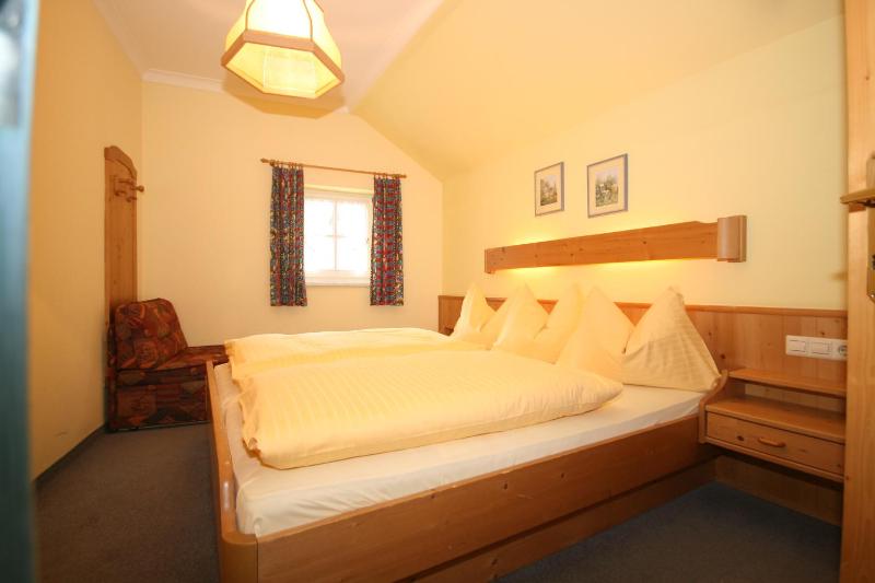 Two-Bedroom Apartment (6 Adults) image 4
