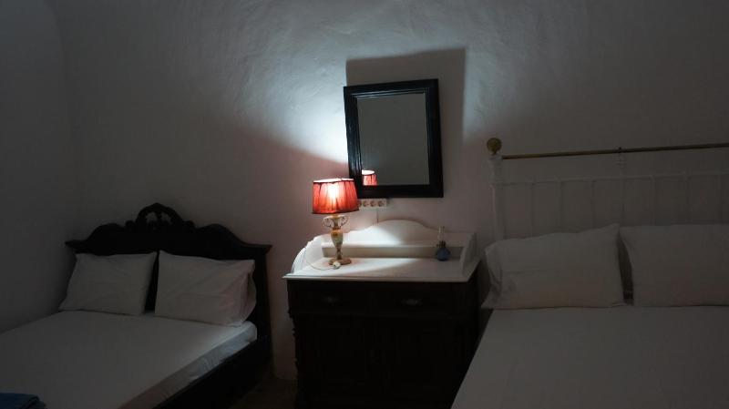 Standard Room image 2