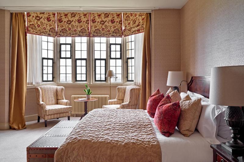 Deluxe Double Room image 2