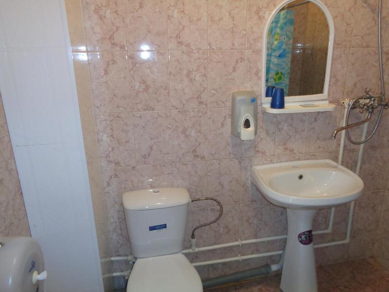 Standard Single Room image 3