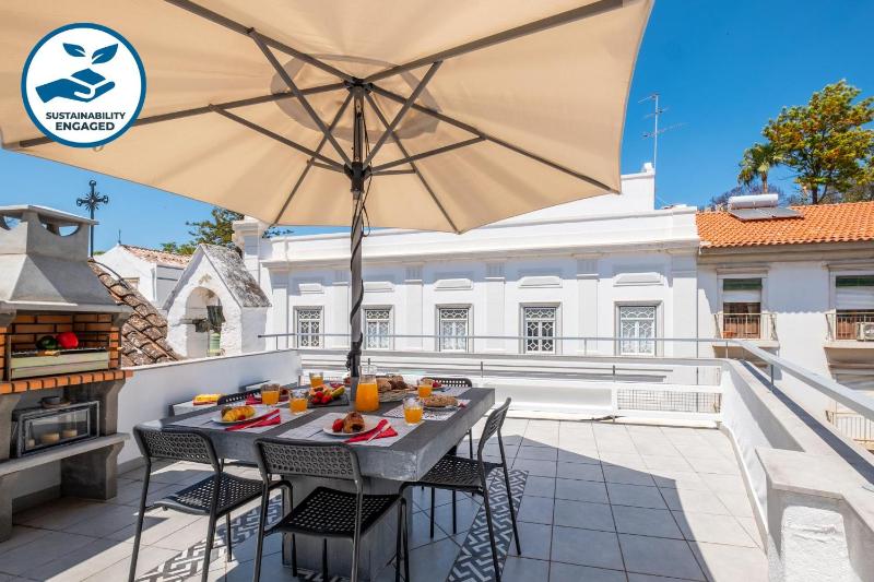 Townhouse Aqua-Maris - Moradia com BBQ e rooftop em Tavira - image 1