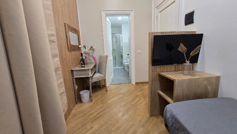 Standard Single Room image 1