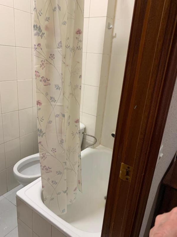 Single Room image 2