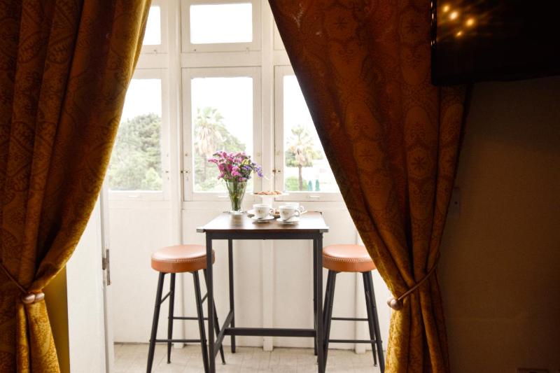 Deluxe Family Room image 2