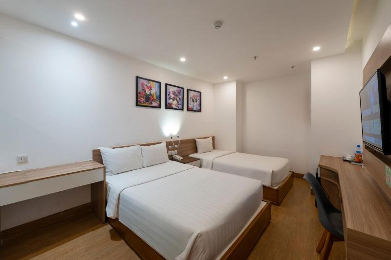 Chiic House Nha Trang Hotel - image 15