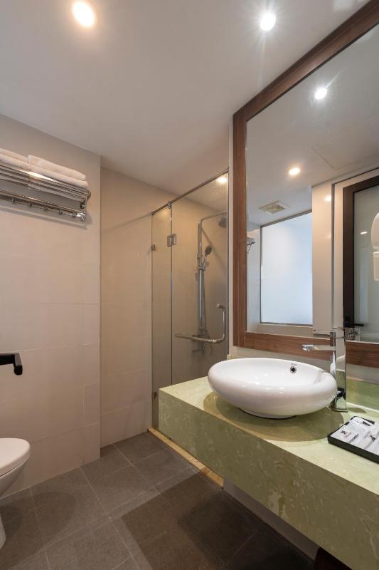 Chiic House Nha Trang Hotel - image 11
