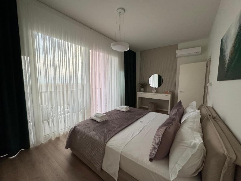 Privat Pool Green Gem Villa 82 Green Coast - image 10