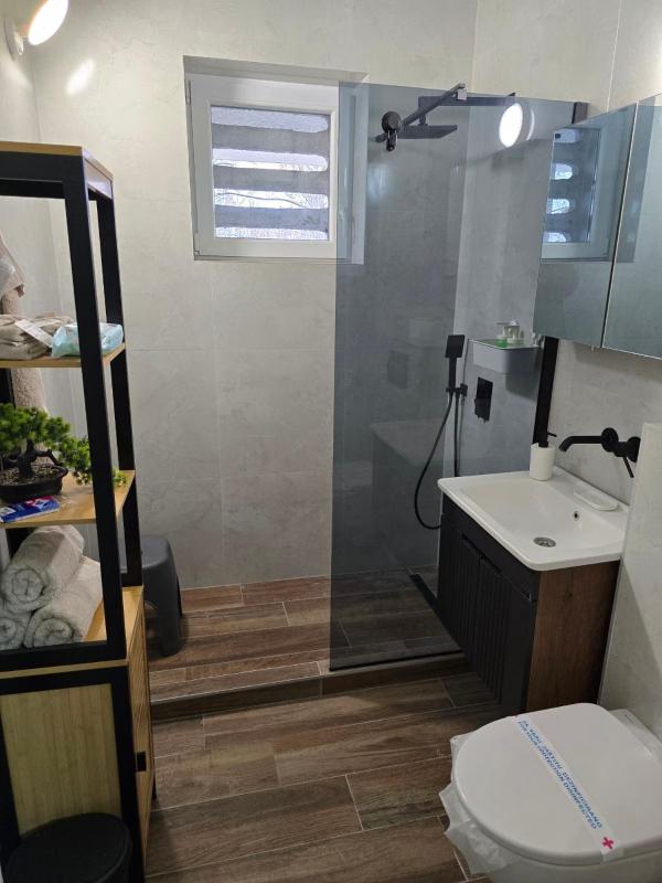 Kostas Apartment - image 11