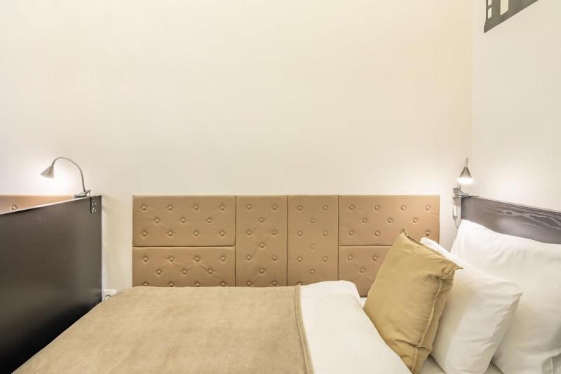 Very Central NEW and Modern Home - image 15